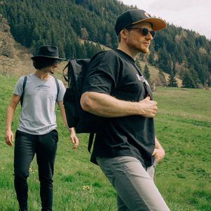 2. Wahl Rucksack 'Circle' - Love Your Neighbour